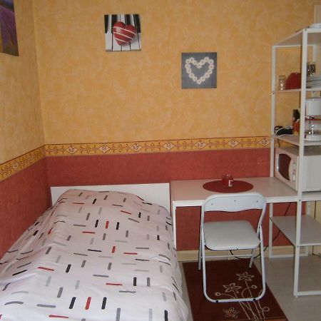 Apartament Chambre Meublee Bellac Zewnętrze zdjęcie