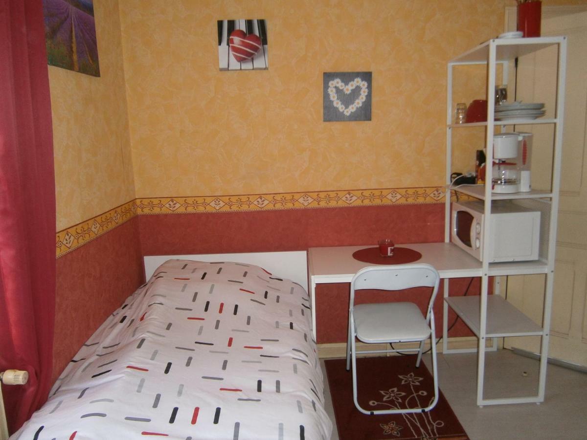 Apartament Chambre Meublee Bellac Zewnętrze zdjęcie